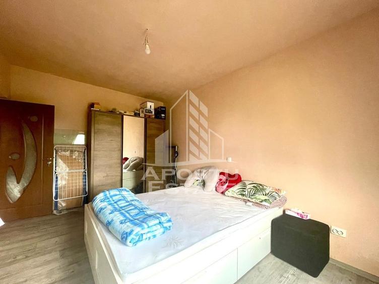 Apartament cu 3 camere decomandat, mobilat în Bujac