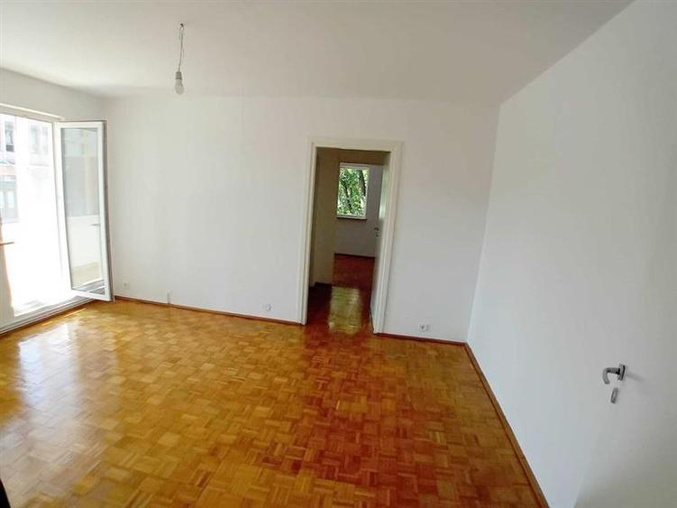 Apartament cu 2 camere semidecomandat în Județean
