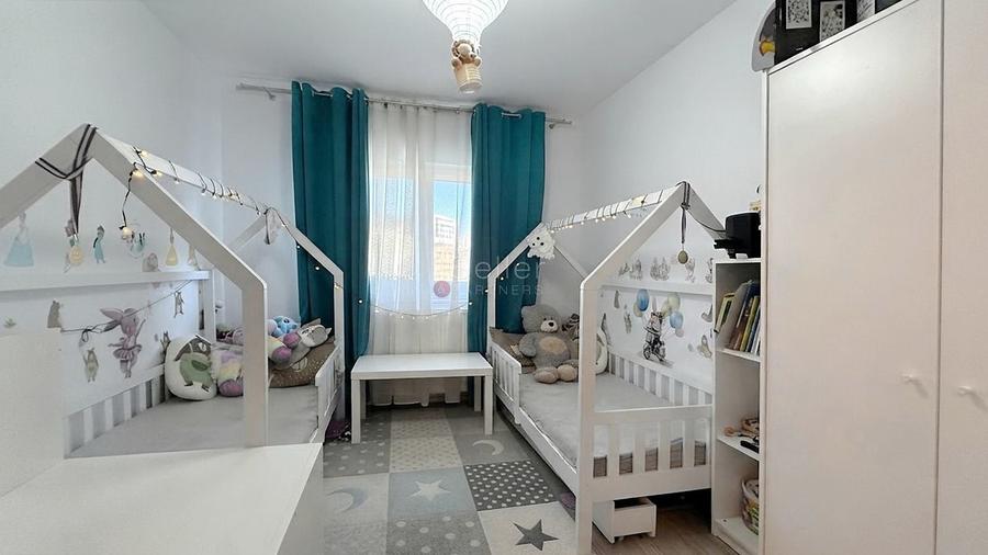 Apartament cu 3 camere decomandat, mobilat în Astra