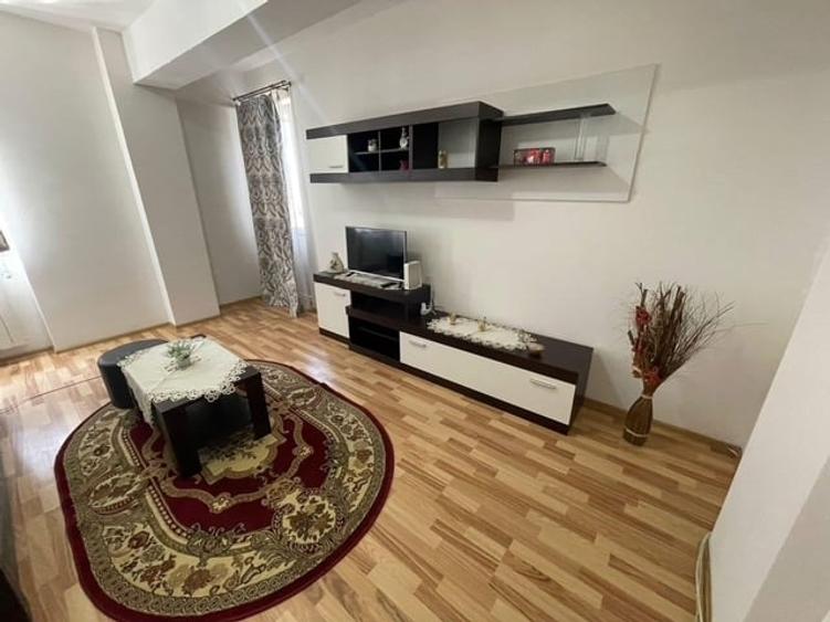 Apartament cu 2 camere decomandat în Babadag