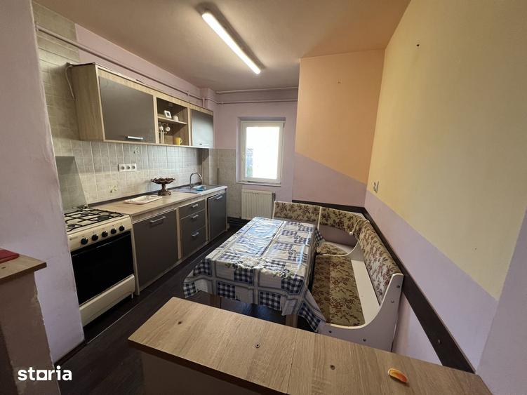 Apartament cu 2 camere decomandat în Mihai Viteazul