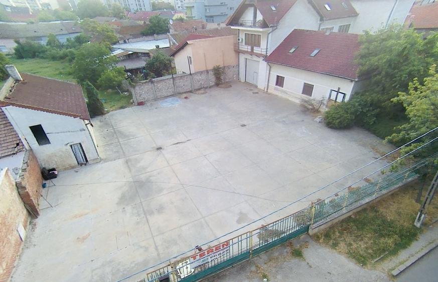 Teren construcție, în Complex Studențesc