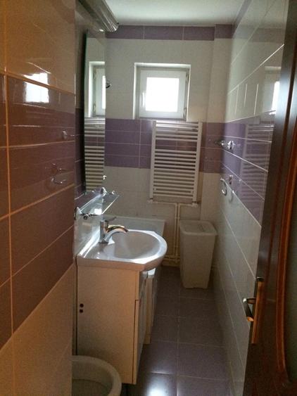 Apartament cu 2 camere nedecomandat în Central