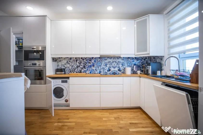 Apartament 5 Camere cu Vedere la Mare | Un Stil de Via?a E - 13