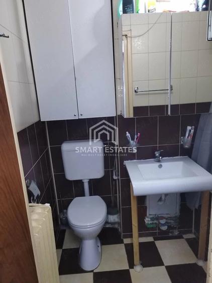 Apartament cu 3 camere decomandat, mobilat în Berceni