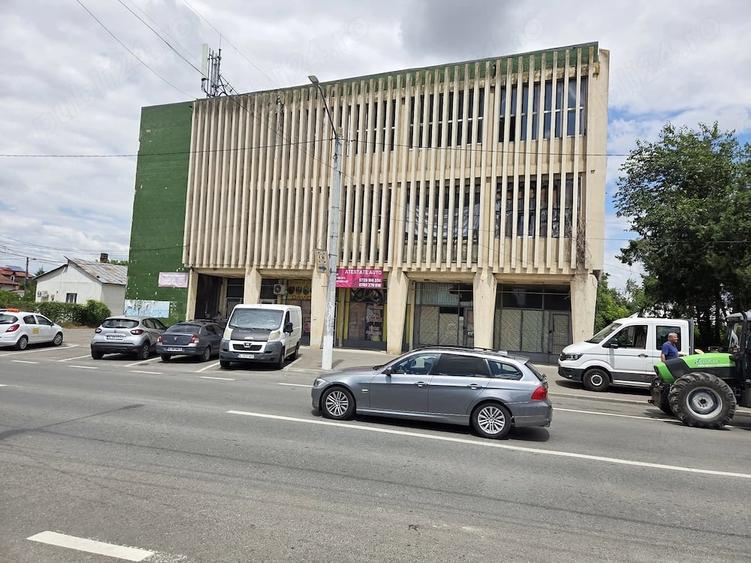 Spațiu comercial, de 1,513 mp, în Sud