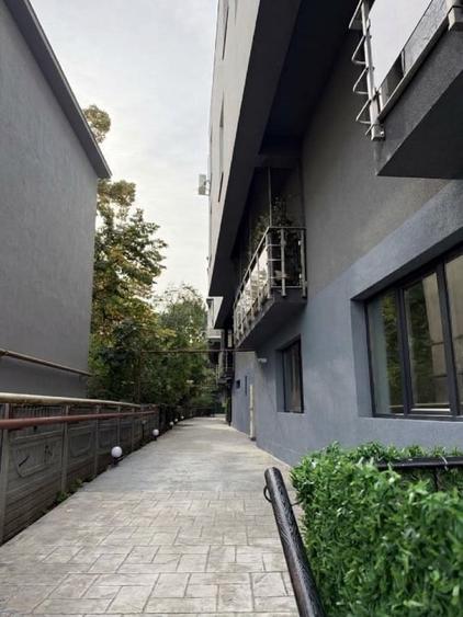Apartament cu 2 camere decomandat în Obor