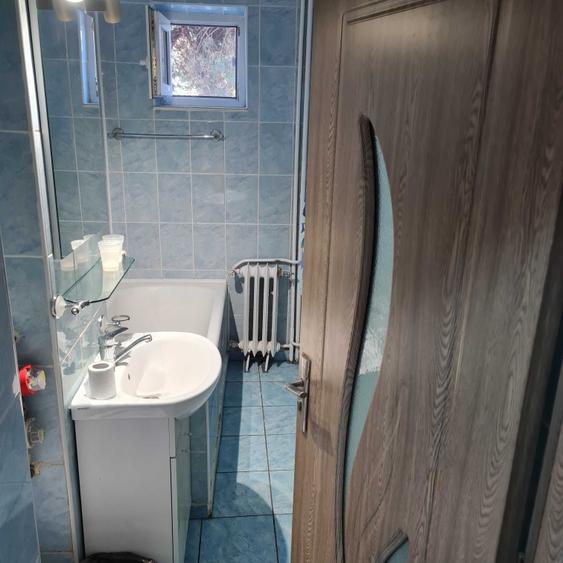 Apartament cu 2 camere nedecomandat în Central