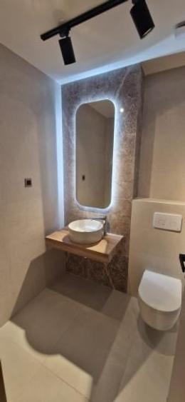 Apartament cu 3 camere semidecomandat, mobilat în Voluntari