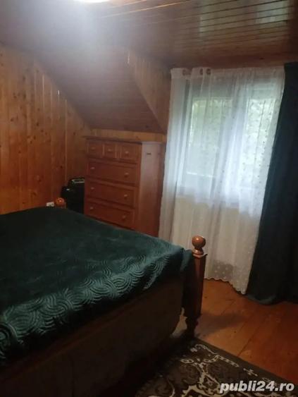 Casă cu 6 camere cu Teren 1200 Mp în Cheia