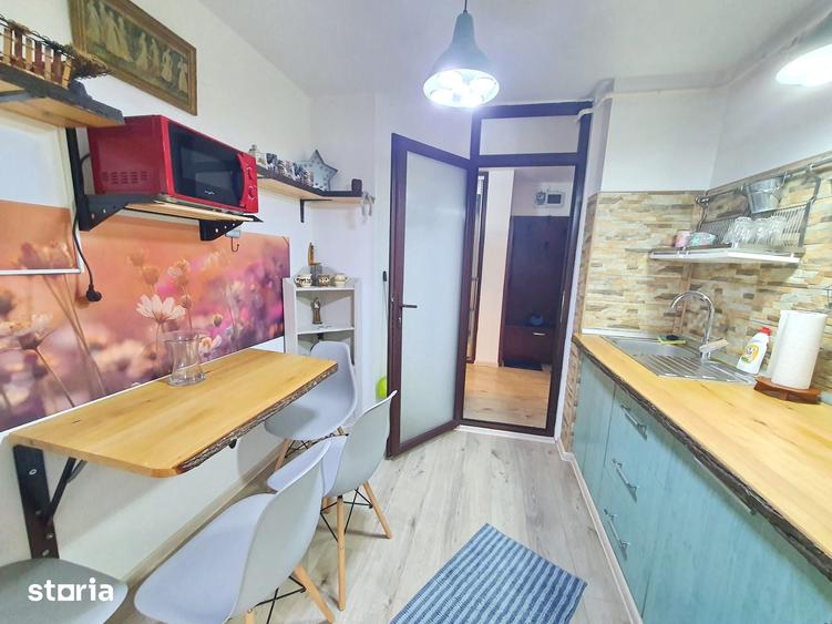 Apartament cu 2 camere decomandat în Mazepa 2