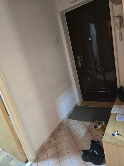 Apartament cu 2 camere decomandat în Doamna Ghica