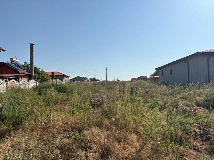 Teren de 2058 mp, în Malu Mare