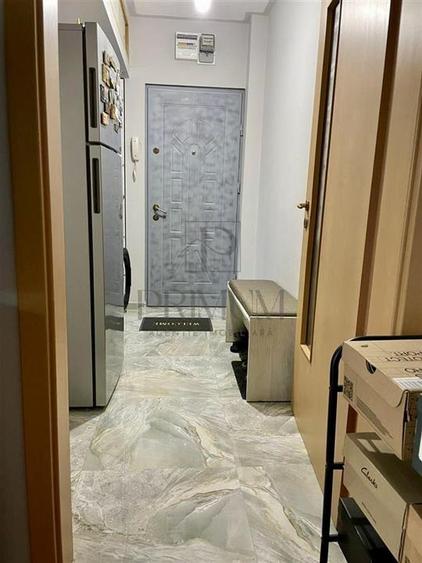 Apartament cu 2 camere semidecomandat, mobilat în Tipografilor