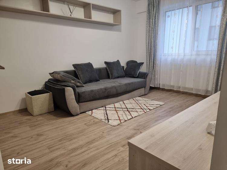 Garsonieră decomandată în Galata