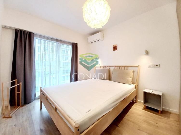 Apartament cu 3 camere semidecomandat în Aviației