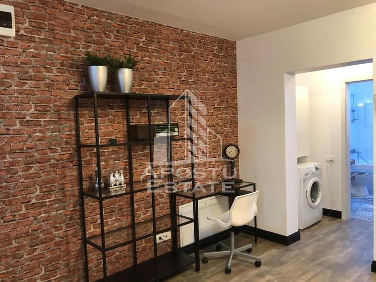 Apartament cu 2 camere semidecomandat în Dumbrăvița