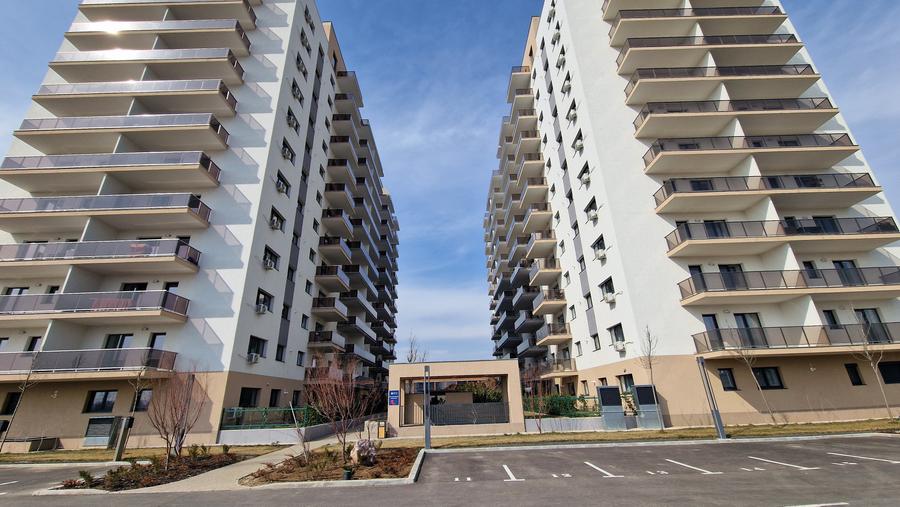 Apartament cu 2 camere semidecomandat, mobilat în Industriilor