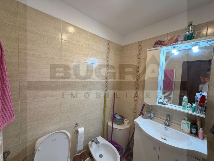 Apartament cu 2 camere decomandat în Gară