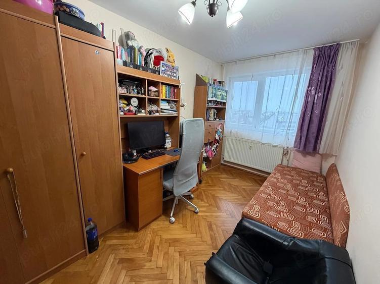 Apartament cu 4 camere semidecomandat în Fortuna