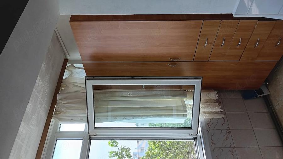 Apartament cu 3 camere decomandat în Unirii Sud