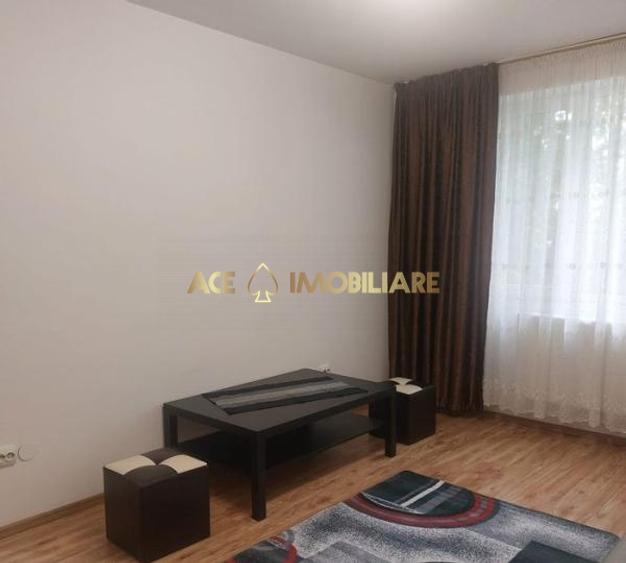Apartament cu 2 camere semidecomandat în Iancului