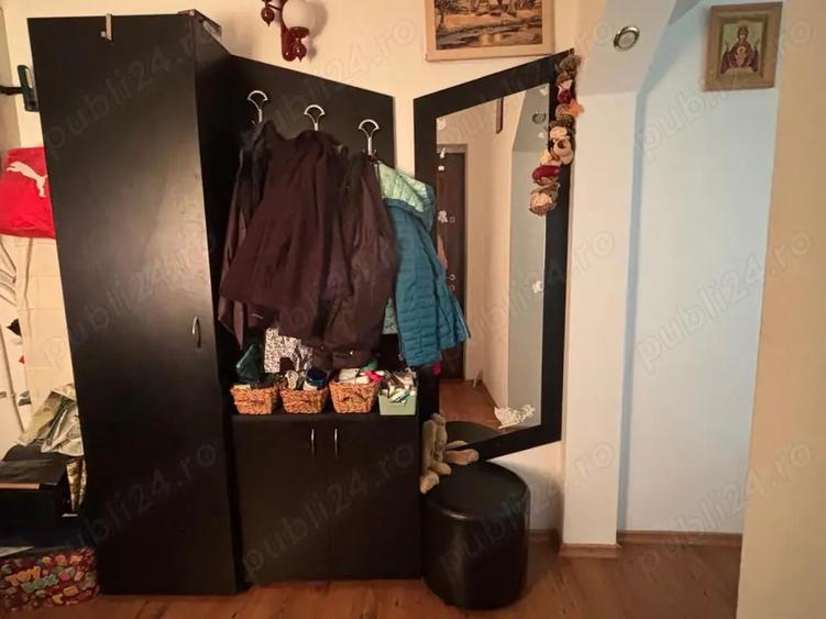 Casă cu 2 camere în Hunedoara