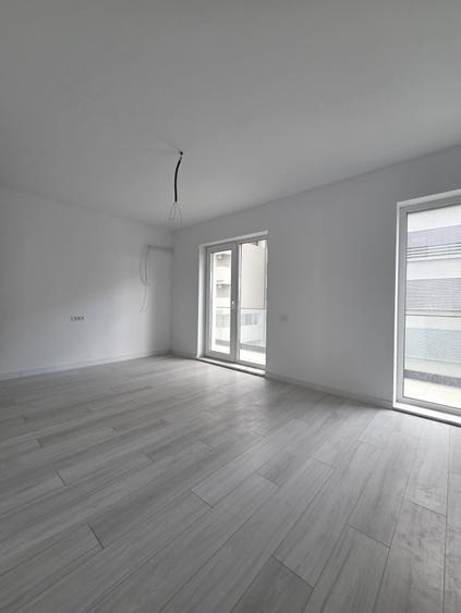 Apartament cu 2 camere decomandat în Universitate