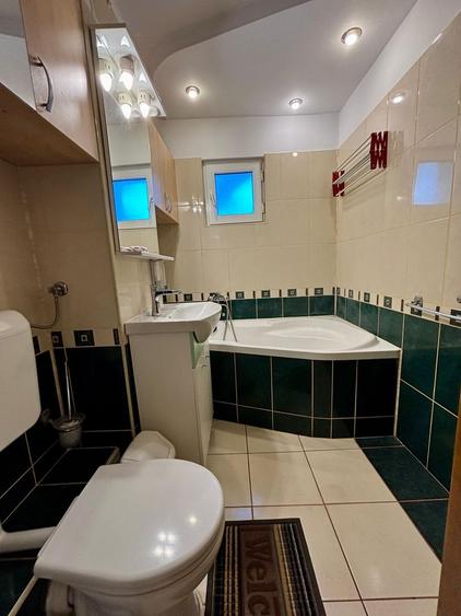 Apartament cu 2 camere decomandat în Enachiță Văcărescu