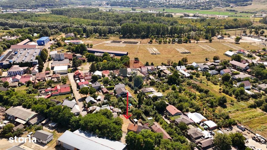 Casă cu 3 camere cu Teren 300 Mp în Ițcani