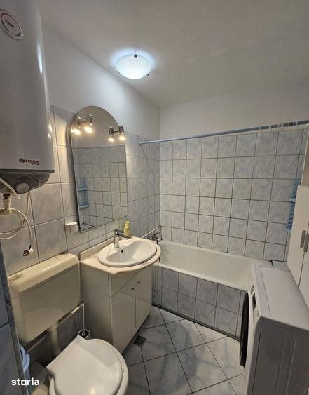 Apartament cu 3 camere decomandat în Lujerului