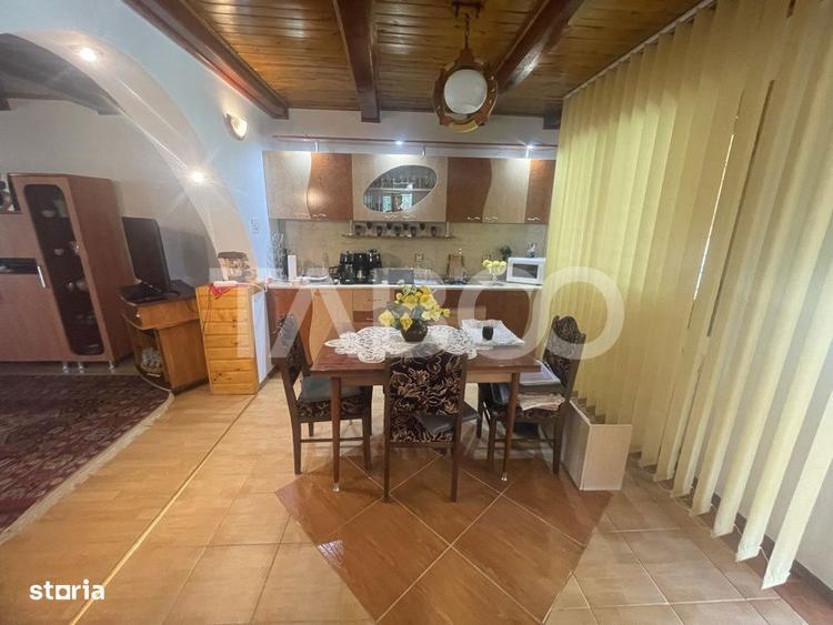 Casă cu 4 camere cu Teren 140 Mp în Central