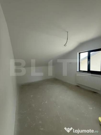 Apartament cu 3 camere decomandat în Burdujeni