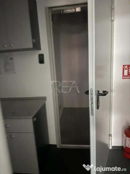 Spațiu comercial, de 150 mp, în Domenii