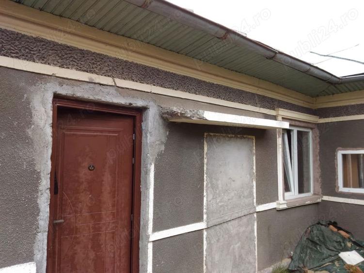 Casă cu 2 camere cu Teren 2536 Mp în Poienarii-Rali