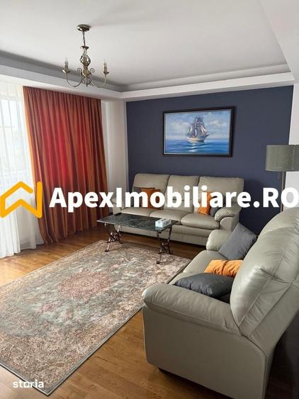 Apartament cu 4 camere decomandat în Titan