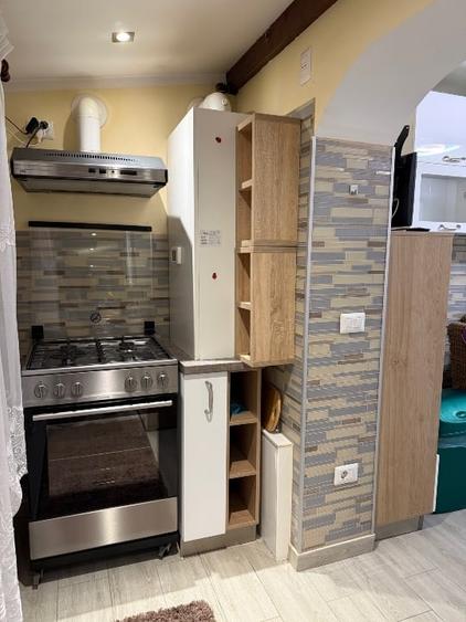 Apartament cu 2 camere decomandat, mobilat în Lipovei