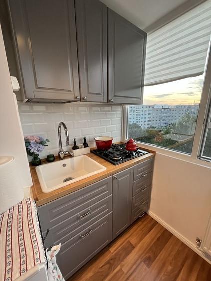 Apartament cu 3 camere în Rahova