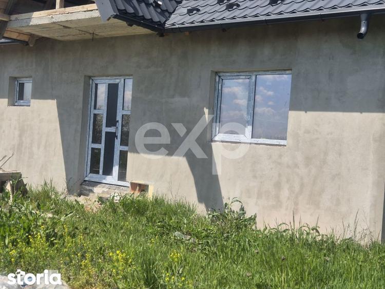 Casă cu 3 camere cu Canalizare în Albota