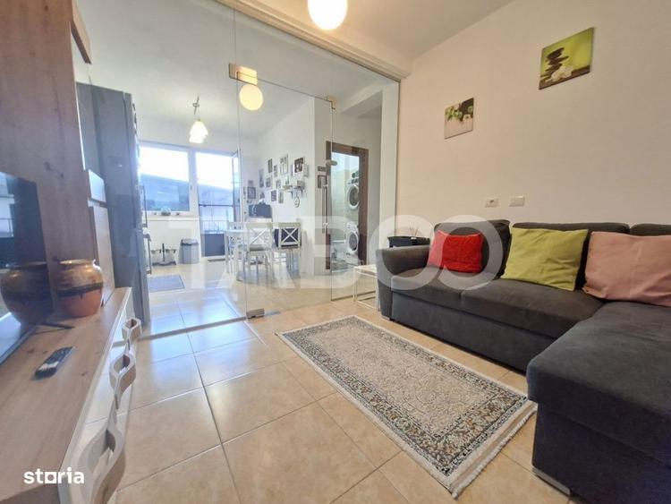 Apartament cu 3 camere decomandat, mobilat în Tineretului