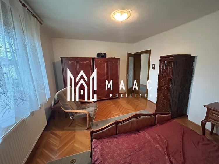 Casă individuală cu 6 camere cu Canalizare în Central