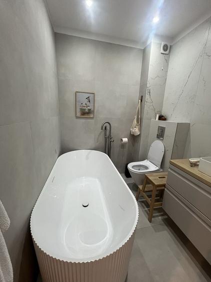 Apartament cu 3 camere decomandat în Baciu