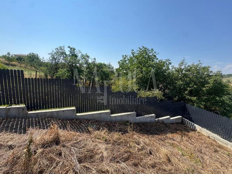 Casă individuală cu 4 camere cu Canalizare în Feleacu