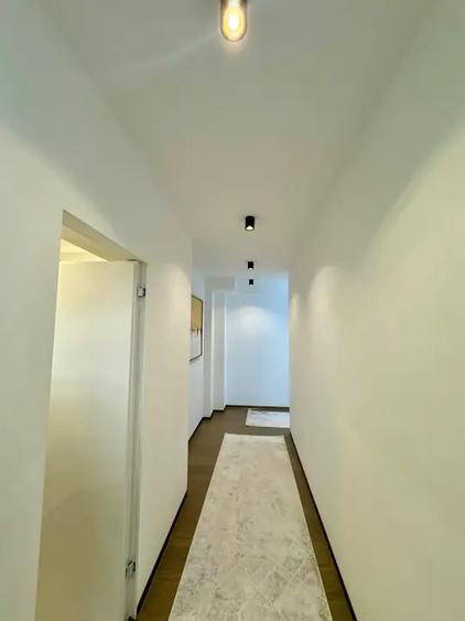 Apartament cu 3 camere decomandat, mobilat în Ultracentral