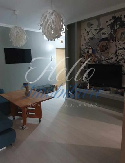 Apartament cu 3 camere semidecomandat în Florești — fotografia 1