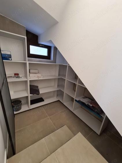 Duplex cu 5 camere cu Canalizare în Aradului