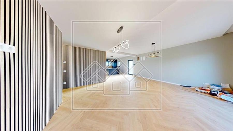 Apartament cu 4 camere decomandat în Arhitecților - Calea Cisnădiei