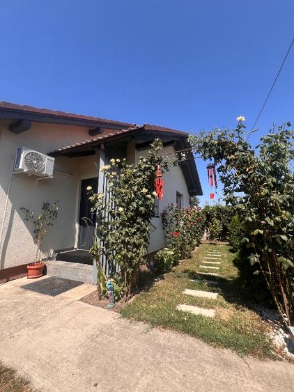 Casă individuală cu 4 camere cu Teren 440 Mp în Sânmihaiu Român