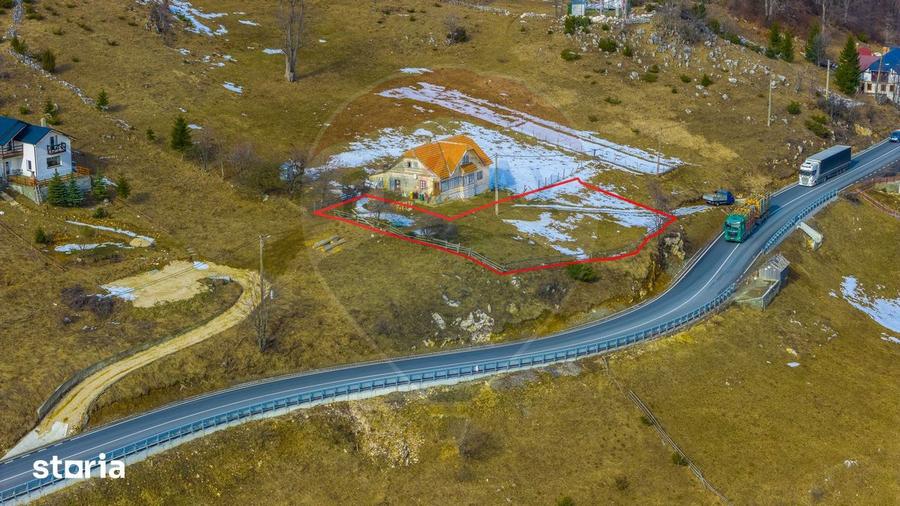 Teren intravilan CU PRIVELISTE DE POVESTE- Fundata- Romania - 18