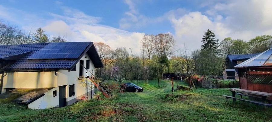 Casă cu 4 camere cu Teren 800 Mp în Central